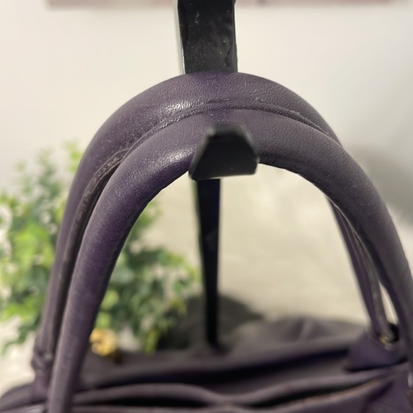 Beautiful Furla 2 handle Bag - Picture 4 of 13